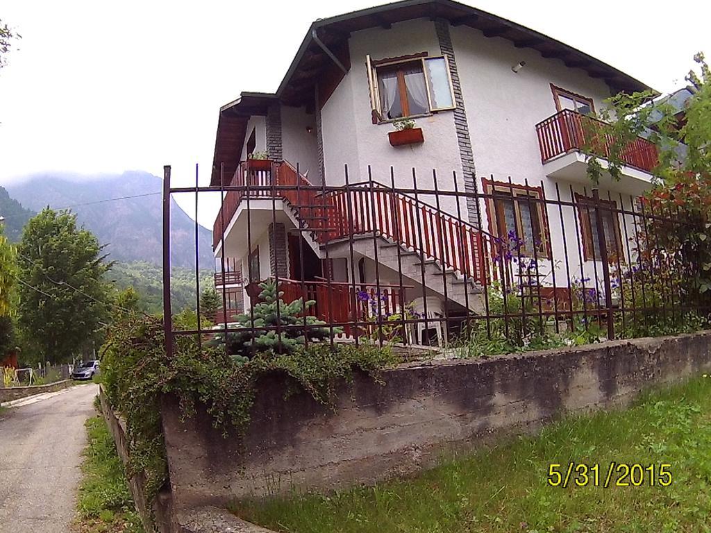 الشقق الفندقية فينيستريليفي  Residenza La Ruina المظهر الخارجي الصورة